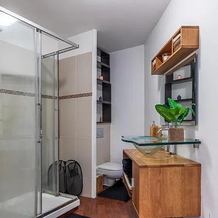 Aubervilliers : Superbe Studio De 34M2 Lägenhet Aubervilliers